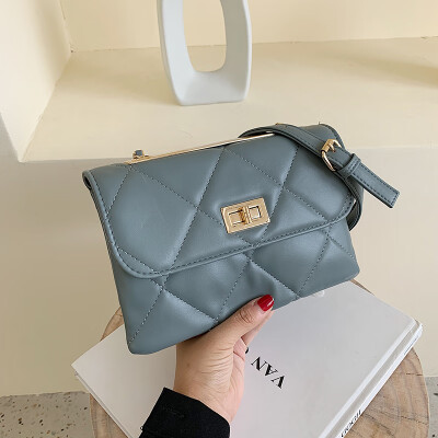 

Rhombog chain bag network celebrity retro lock bag chic new 2019 simple female bag oblique satchel bag