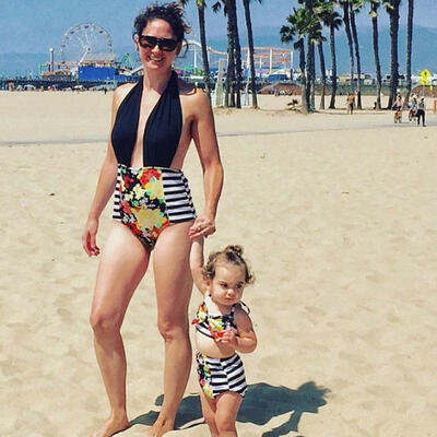 

Family Floral Striped One-Piece Suits Mother Daughter Womens Kids Baby Girls Bikini Set Swimwear Swimsuit