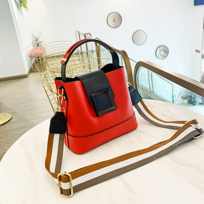 

Womens Bag New Chao Korean Edition Simple Single Shoulder Bag Slant Bag Fashion Ladies Summer Baitie