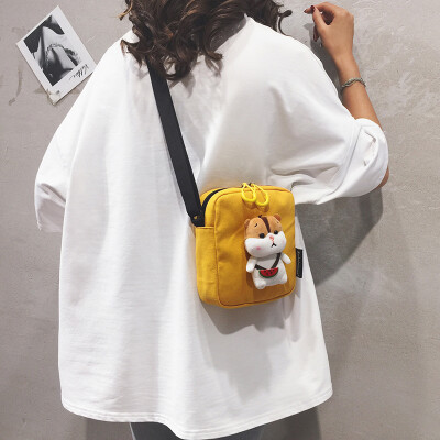 

Bag female 2019 new small fresh girl cartoon hamster bag Korean version of the wild student canvas shoulder Messenger bag