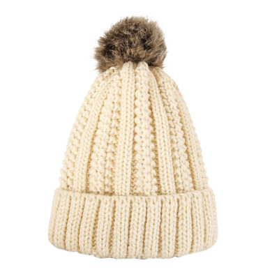 

Tailored New Women Men Winter Knitted Hat Metal Circle Hemming Hat Wool Cap