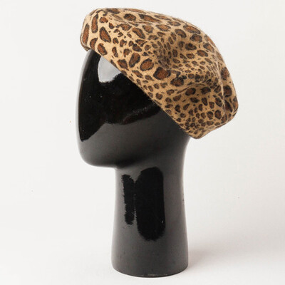 

Tailored Womens Wool French Beret Cap Winter Fashion Ladies Beret Caps Outdoor Hat