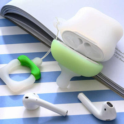 

Cute Protecive Case Baby Bottle-Shaped Protector For AirPods 12