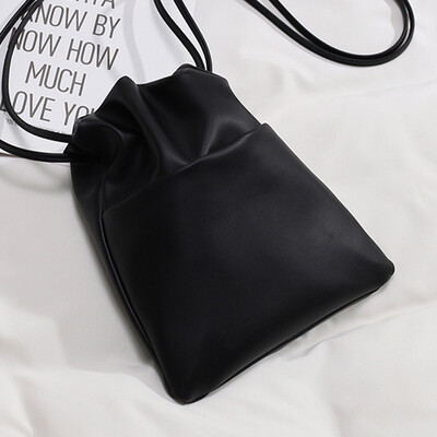 

Big bag womens bag 2019 new Korean students simple Joker shoulder bag soft leather bucket bag