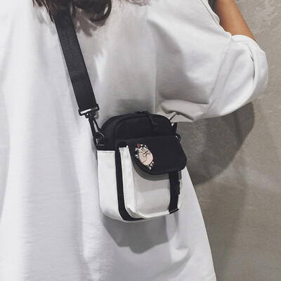 

Canvas small bag handbags new 2019 cartoon cute small square bag girl casual wild shoulder Messenger bag tide