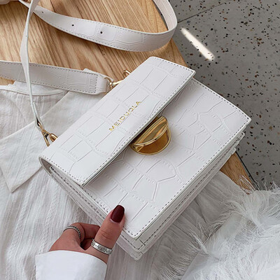 

Fashion leisure bag 2019 new Korean version of fresh womens shoulder bag 100 pieces of texture broadband oblique satchel