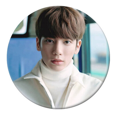 

Collection&Decorative Gifts for Fans Round Badge Tinplate Badge Korean New Idol Team of TXT Brooch