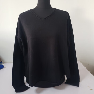

Goat Republic V-neck pullover Womens sweater Comfort 6641
