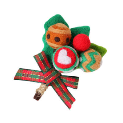 

Christmas Brooch Wool Felt Kit Handmade Material DIY Package Wreath Santa Claus Christmas Tree Pattern Brooch Felting Crafts