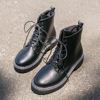 

Mini Yang shoes summer martin boots women breathable handsome thick bottom tooling black British wind locomotive short boots