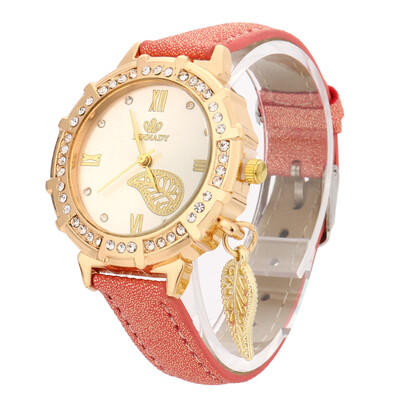 

New Women Quartz Watches Leaves Tower Rhinestone Pendant Leather Wrist Watch 2018 Casual Golden Dial Ladies Watch Montre Femme