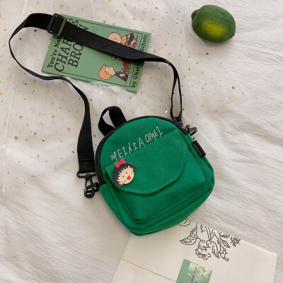 

2019 new casual simple versatile shoulder bag female cartoon cute canvas bag fashion personality letter Messenger bag