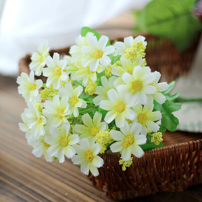 

Gobestart Artificial Silk Fake Flowers Small Daisy Wedding Bouquet Party Home Decor