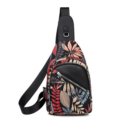 

Printed chest bag female Joker Oxford cloth shoulder Messenger bag female canvas Korean fashion chest backpack