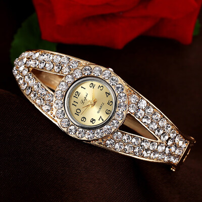 

Watch fashion full diamond table retro lady flower bracelet watch