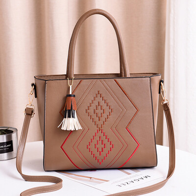 

2019 spring&summer new elegant womens bag large-capacity handbag PU leather shoulder trend wild bag