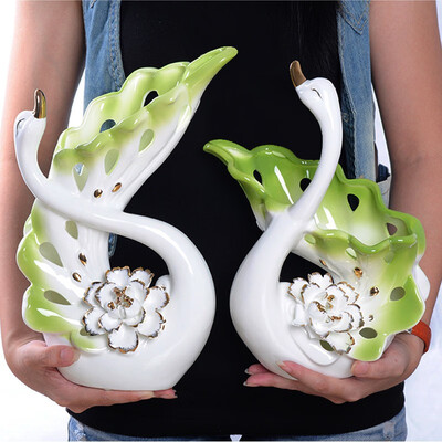 

European ceramic couple swan ceramic flower inserted figurines home interior decor crafts ornaments wedding gifts decorations