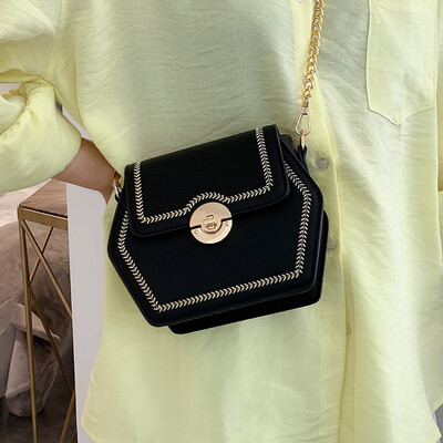 

Female bag 2019 new fashion chain bag summer small fresh messenger bag wild ins France small crossbody bag