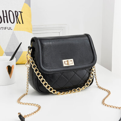

2019 summer new womens bag portable Korean fashion fresh small square bag trend shoulder Messenger bag