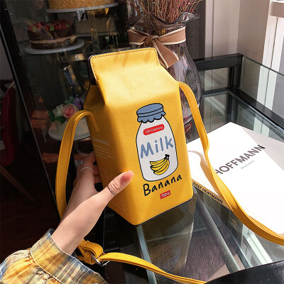 

French niche on the new small bag of foreign milk milk Messenger bag handbags new 2019 wild ins net red packet