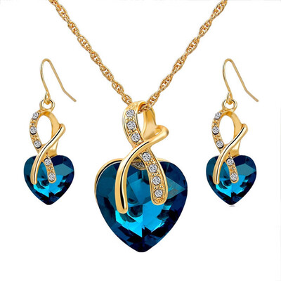 

Charming Elegant Necklace New Fashion Heart-shaped Womens Crystal Beauty Simple Necklace