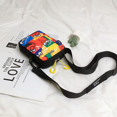 

2019 new casual fashion ugly sesame street canvas bag female cute cartoon simple versatile shoulder Messenger bag