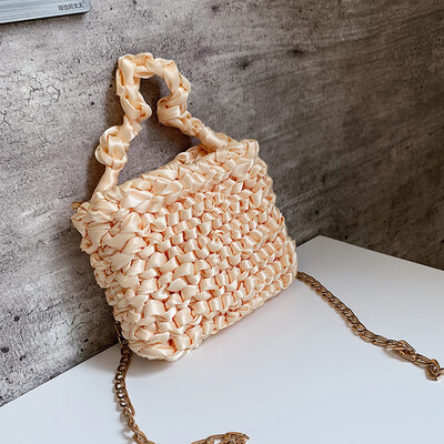 

In summer ins net red small bag senior sense of foreign style womens bag new 2019 woven handbag chain messenger bag