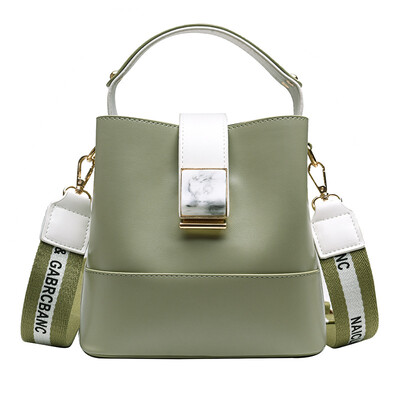 

Ins super fire 2019 summer new Korean version of the style female bag solid color small square package transparent jelly package