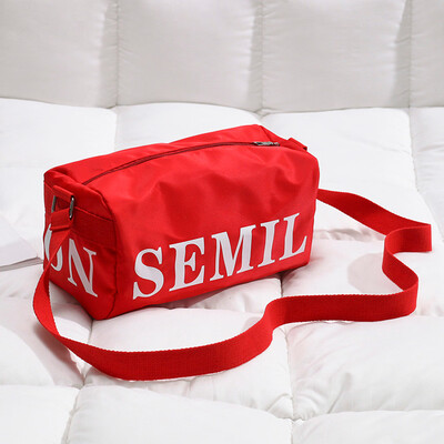 

Tailored Women Simple Wild Color Solid Shoulder Nylon Diagonal Bag Student Fashion Bag