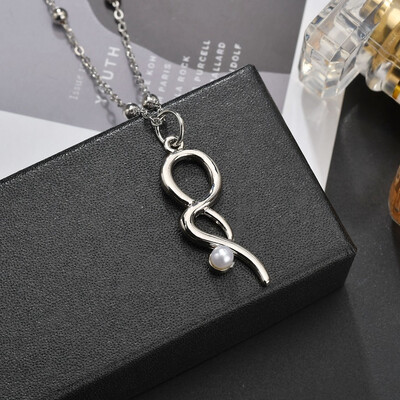 

Alloy Necklace Creative Design Simple Female Hollow Five-pointed Star 8 Pendant Necklace Beautiful Romantic Wedding Party
