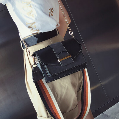 

New high-end bag female 2019 new wave Korean fashion foreign air shoulder bag Messenger bag simple small square bag