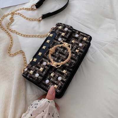 

Texture fashion French minority womens new 2019 summer Joker tide Pearl chain Messenger bag