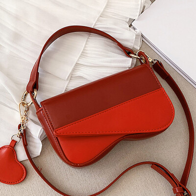 

2019 New Tanabata Valentines Day Color Matching Heart-shaped Flip Single Shoulder Chain Pack Fashion Joker Messenger Bag
