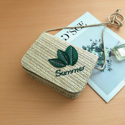 

Summer new small bag female 2019 tide Korean version of the wild fashion straw shoulder bag woven Messenger small square bag