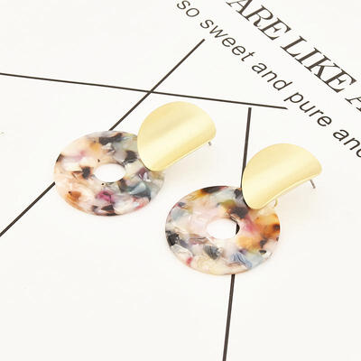 

Korean New Round Earrings Resin Black White Acetic Acid Dangle Drop Earrings For Women Statement Earings Fashion Jewelry 2019
