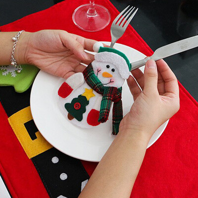 

Cute Christmas Santa Holder Dinner Table Decor Cutlery Silverware Bag Pockets