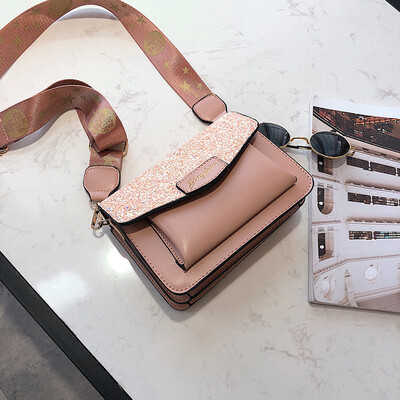 

Advanced sense bag foreign air bag 2019 new summer fashion sequin shoulder bag wide shoulder strap diagonal cross small square bag