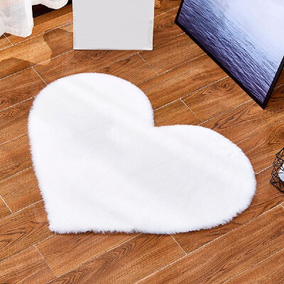 

Ultra Soft Heart-shaped Decorative Rug Faux Artificial Rabbit Hair Carpet Rugs Non-slip Floor Mats for Living Room Bedroom Home De