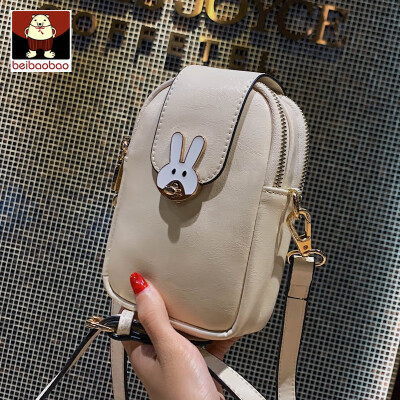 

On the new bag female 2019 new Korean fashion girl shoulder bag foreign style Joker slung mobile phone bag