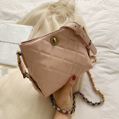 

Retro lock bag chic Lingge chain womens bag new 2019 net red bucket bag ins Messenger bag tide