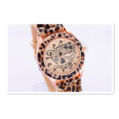 

2018 fashion silicone strap watch personality leopard pattern quartz watch direct sales womens watch free postage