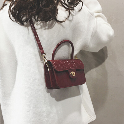 

Net red texture Sen handbag high sense small bag female 2019 new crocodile pattern foreign chic Messenger bag