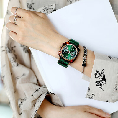 

Ins minority network celebrity same watch female couple watch fashion trend Korean version of large dial quartz literature&art