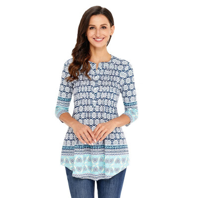 

Patterned Notched Neckline Cropped Sleeve Knit Hem Printed Vintage Top