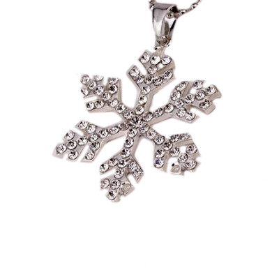 

Hot Cake Highquality New Gift Crystal Snowflake Pattern Charm Long Sweater Chain Pendant Necklace