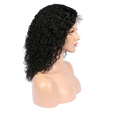 

Short lace wig