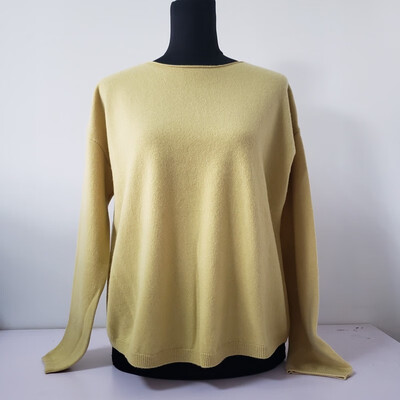 

Goat Republic Round neck pullover womens sweater comfortable 6639