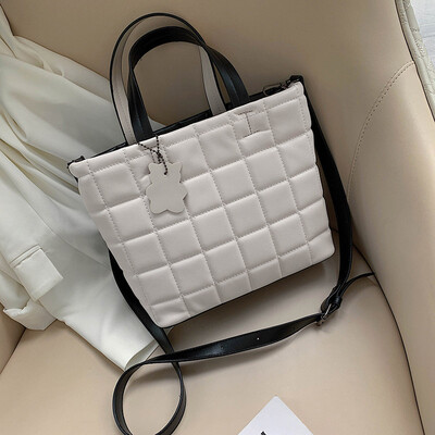 

Big bag female new Korean casual shoulder bag Messenger bag hit color portable tote bag tide