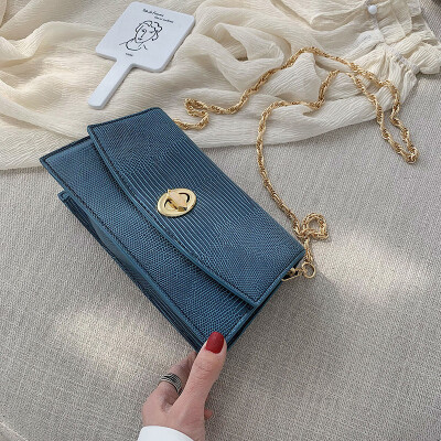 

French small bag Messenger versatile handbag 2019 new fashion sense texture shoulder bag small temperament small square bag