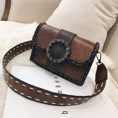 

Hong Kong style bag woman 2019 new fashion Korean version fashion broadband chic retro small square bag 100 shoulder oblique satch